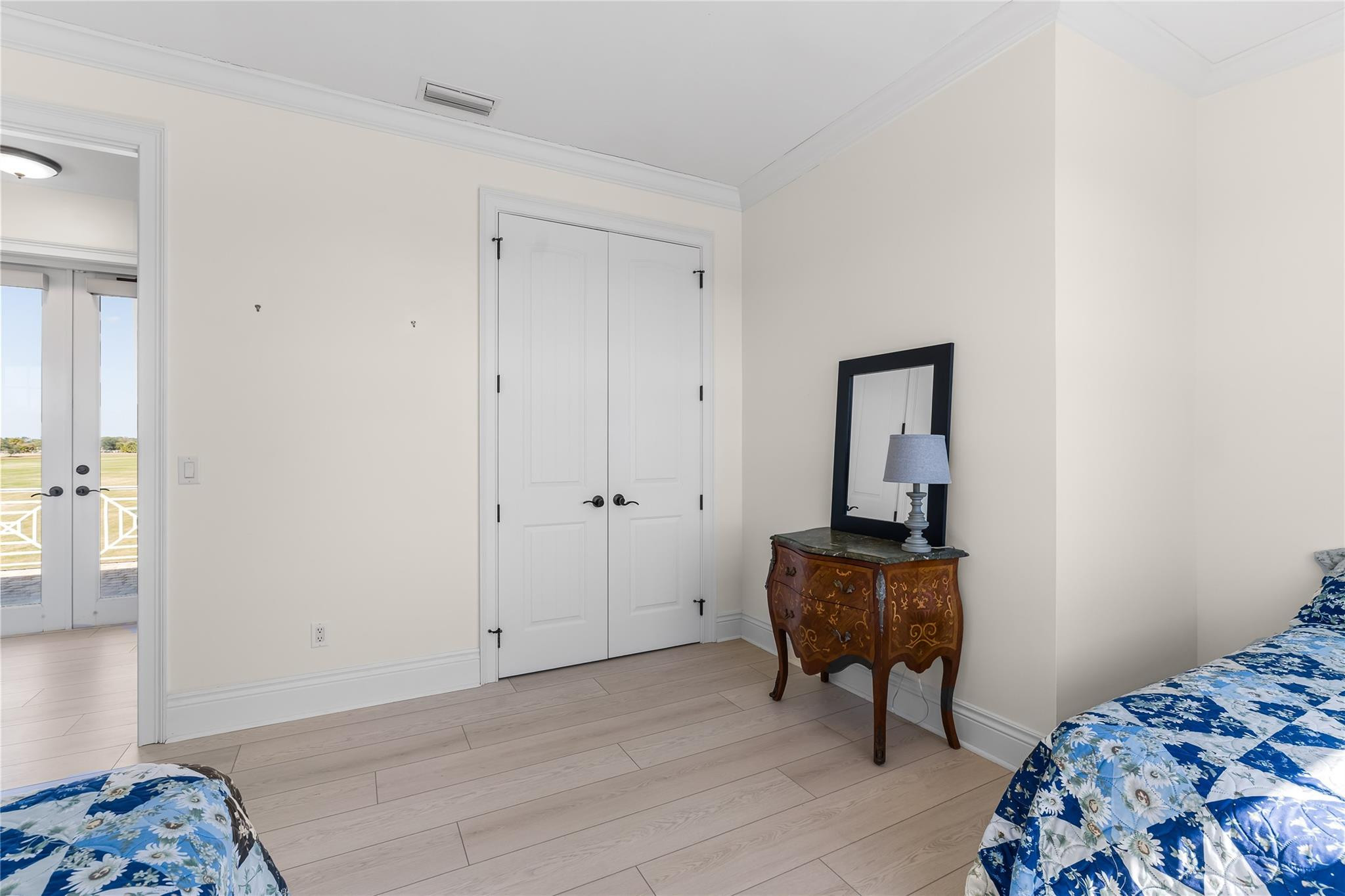 7634 S Polo Grounds Lane