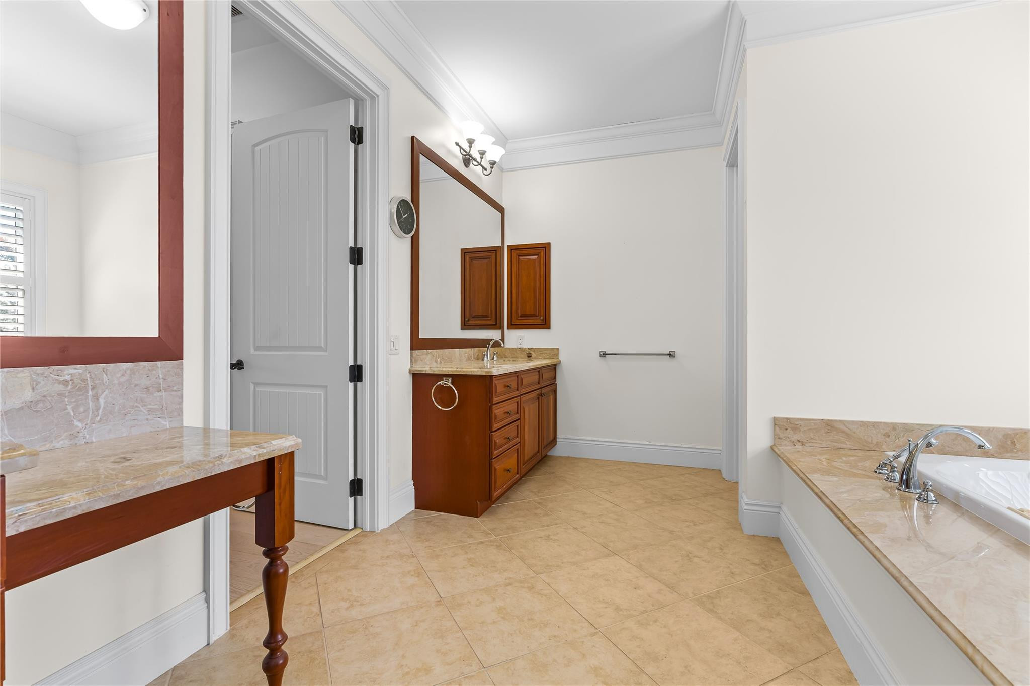 7634 S Polo Grounds Lane