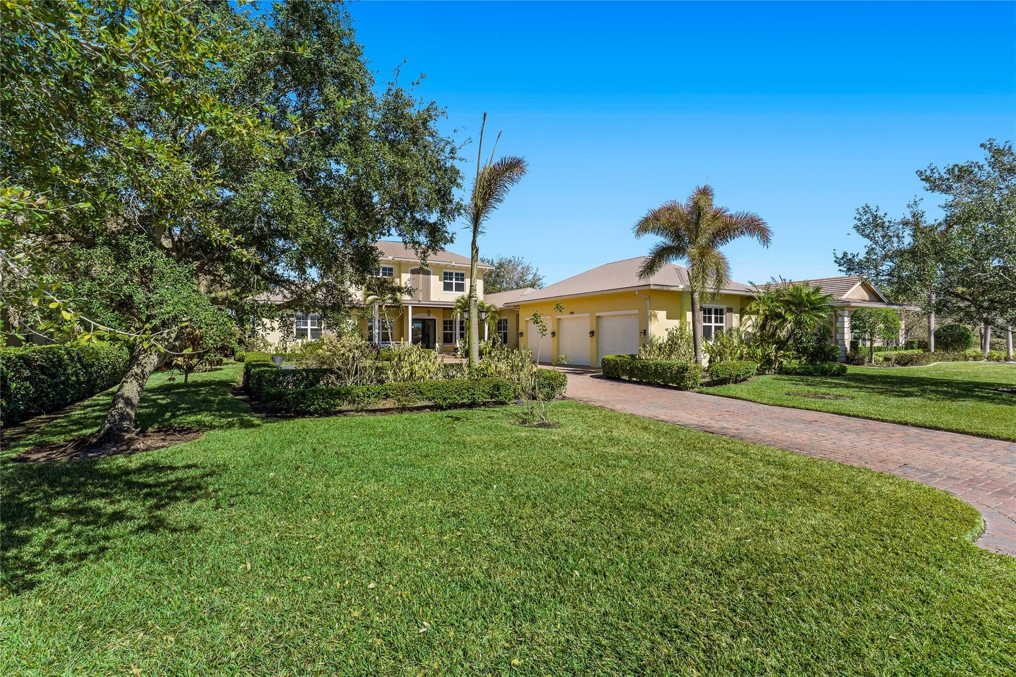 7634 S Polo Grounds Lane