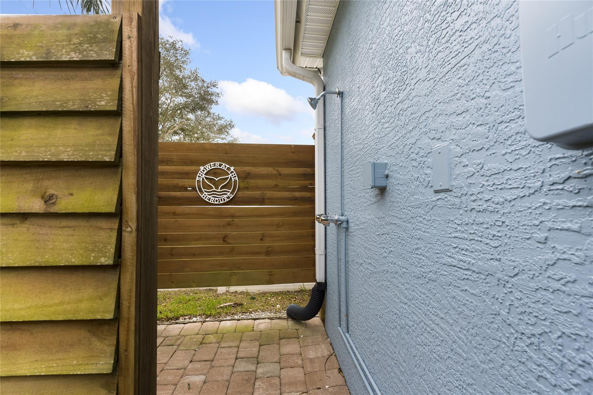 8143 Westfield Circle