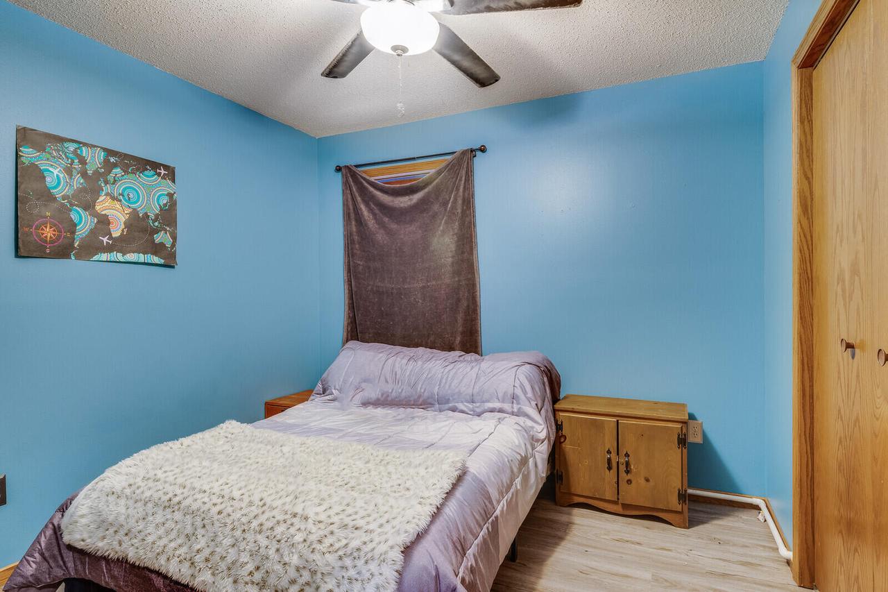 1400 Redfield STREET 5