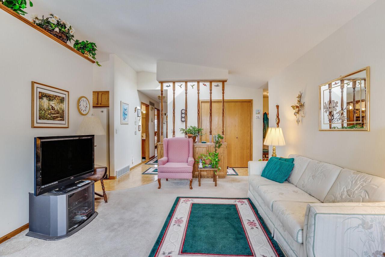 3465 Woodbridge COURT