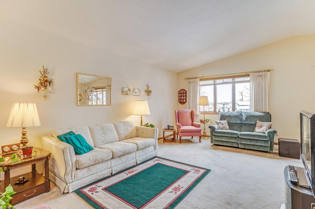 3465 Woodbridge COURT