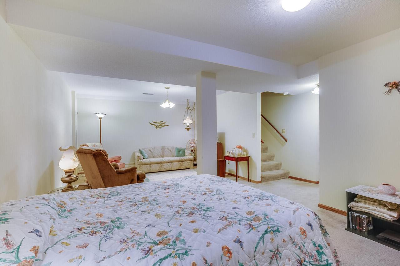 3465 Woodbridge COURT