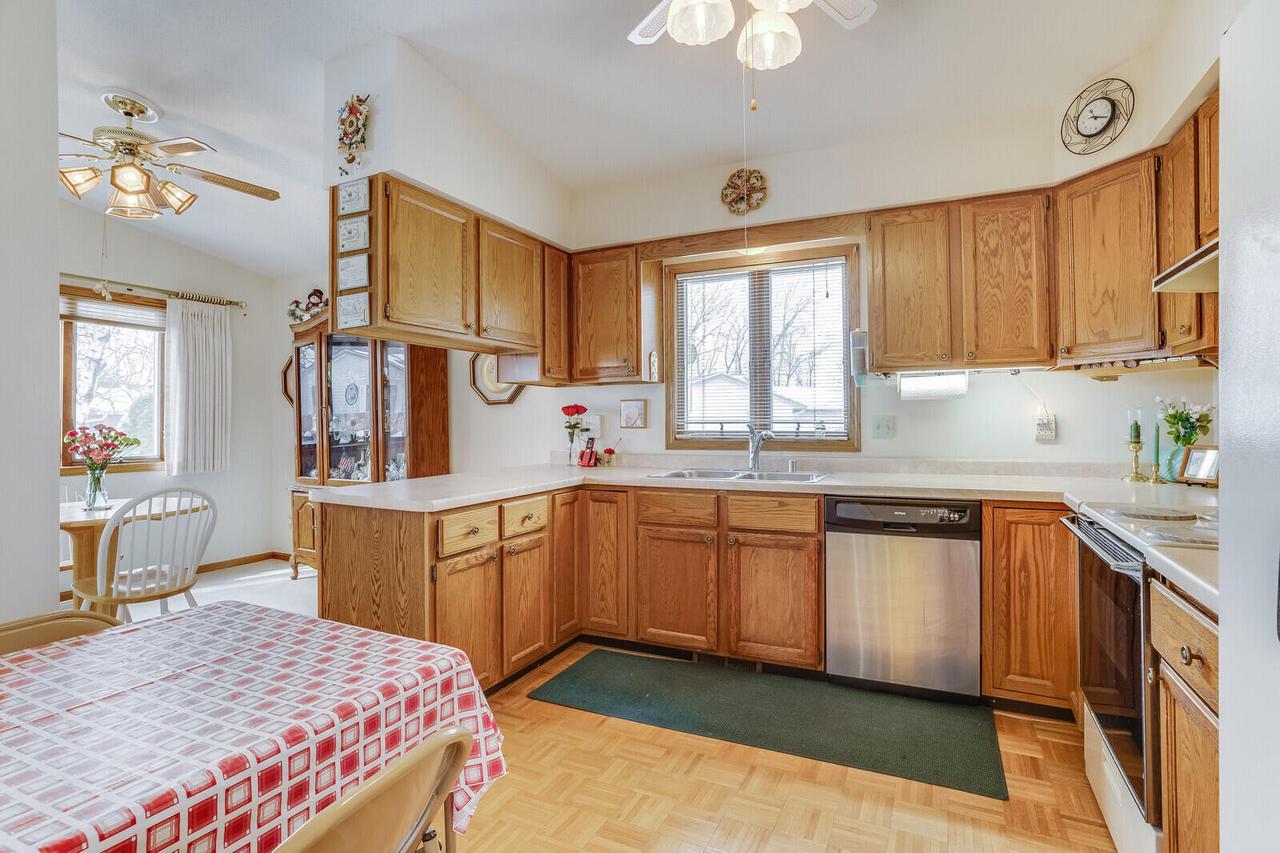 3465 Woodbridge COURT