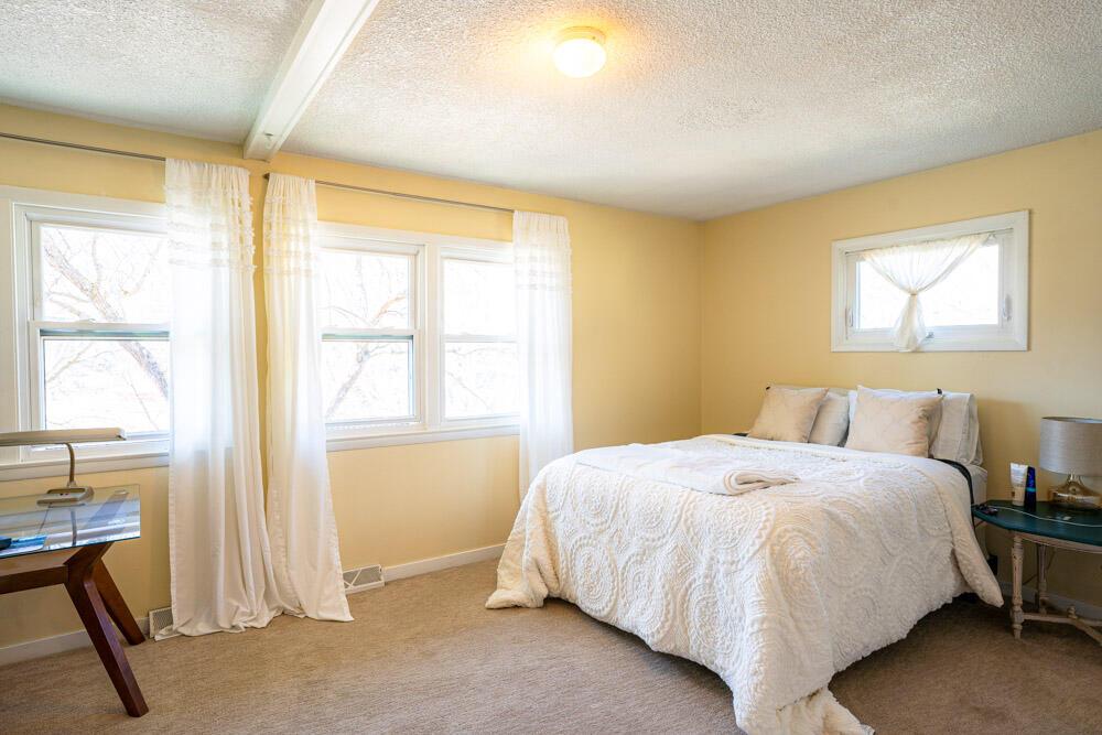 N1967 Wedgewood DRIVE EAST East