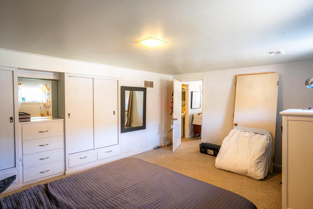 N1967 Wedgewood DRIVE EAST East