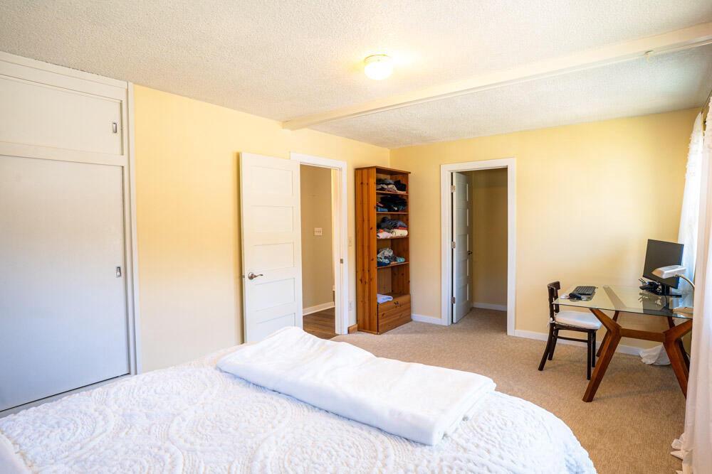 N1967 Wedgewood DRIVE EAST East