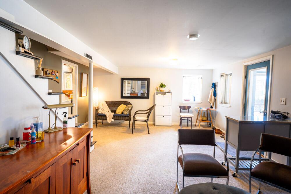 N1967 Wedgewood DRIVE EAST East