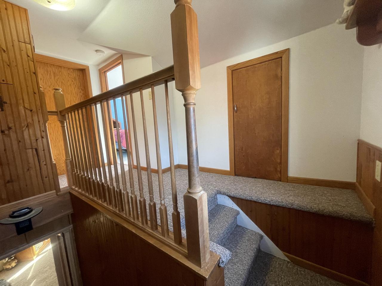 511 Oak STREET SOUTH South