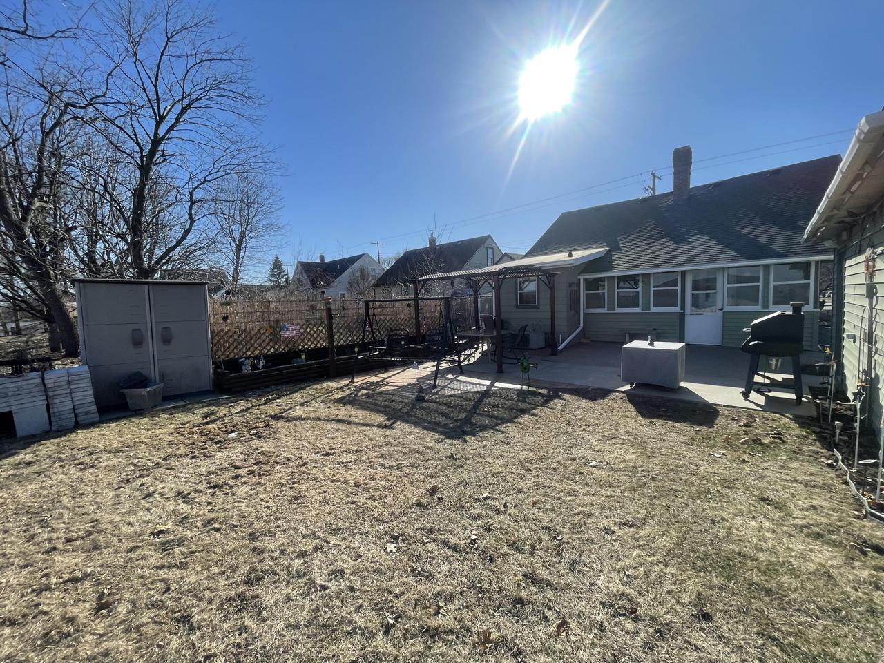 511 Oak STREET SOUTH South