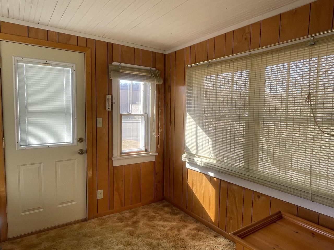 511 Oak STREET SOUTH South