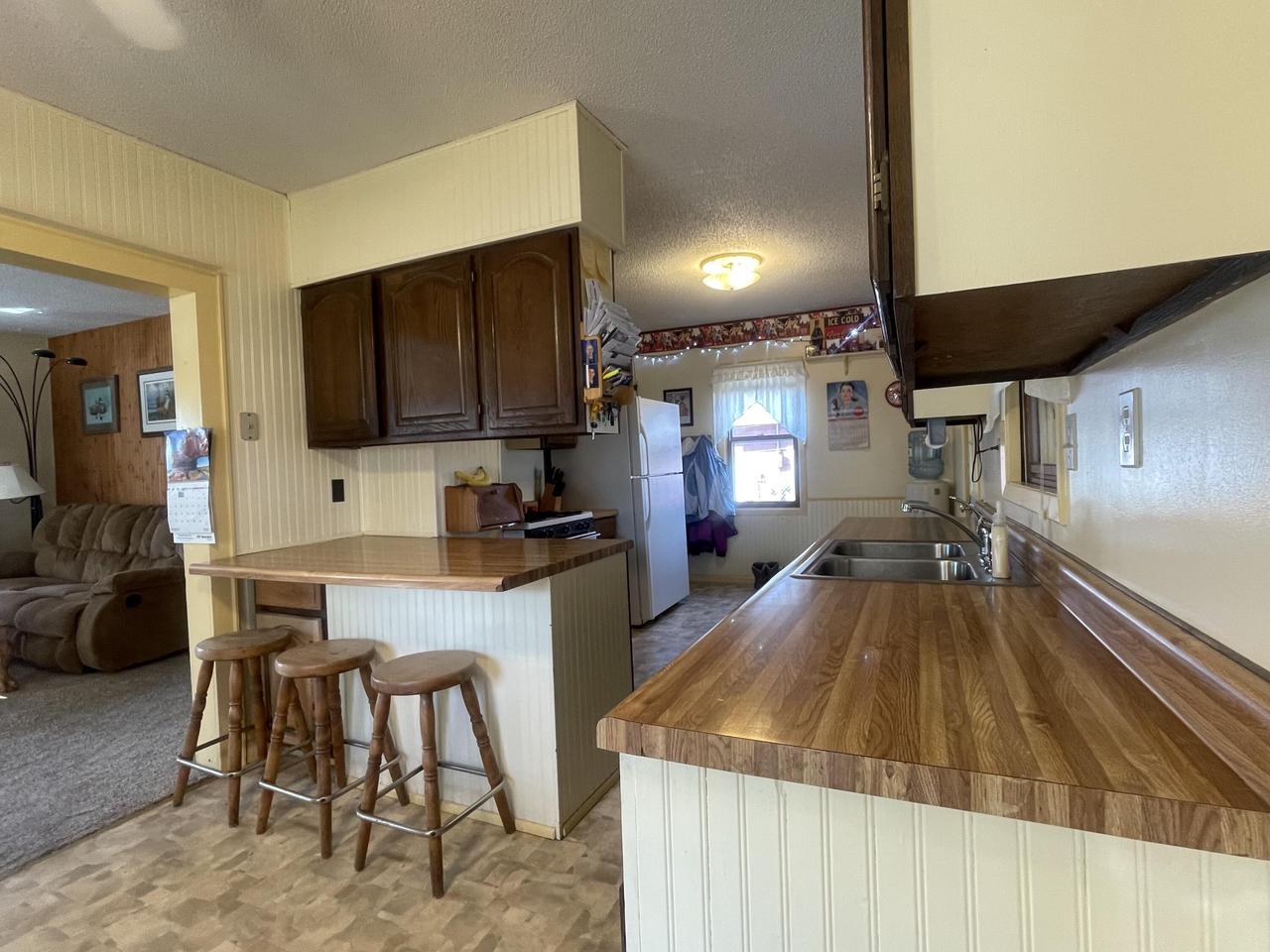 511 Oak STREET SOUTH South