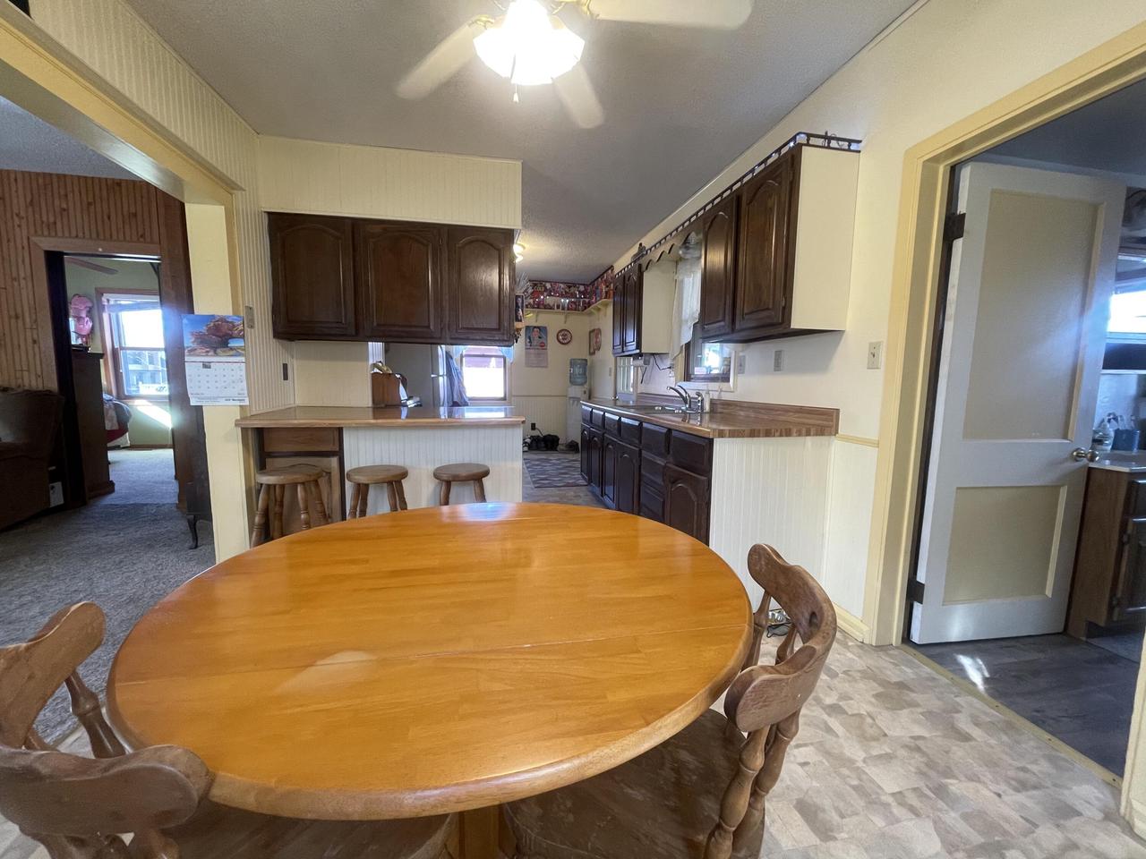 511 Oak STREET SOUTH South