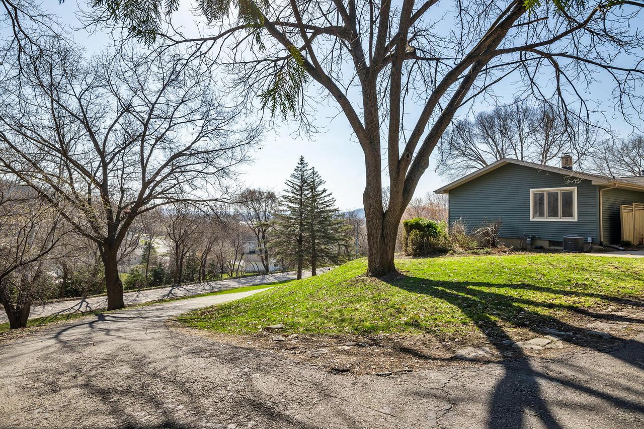 N4427 Meadow Wood Rd