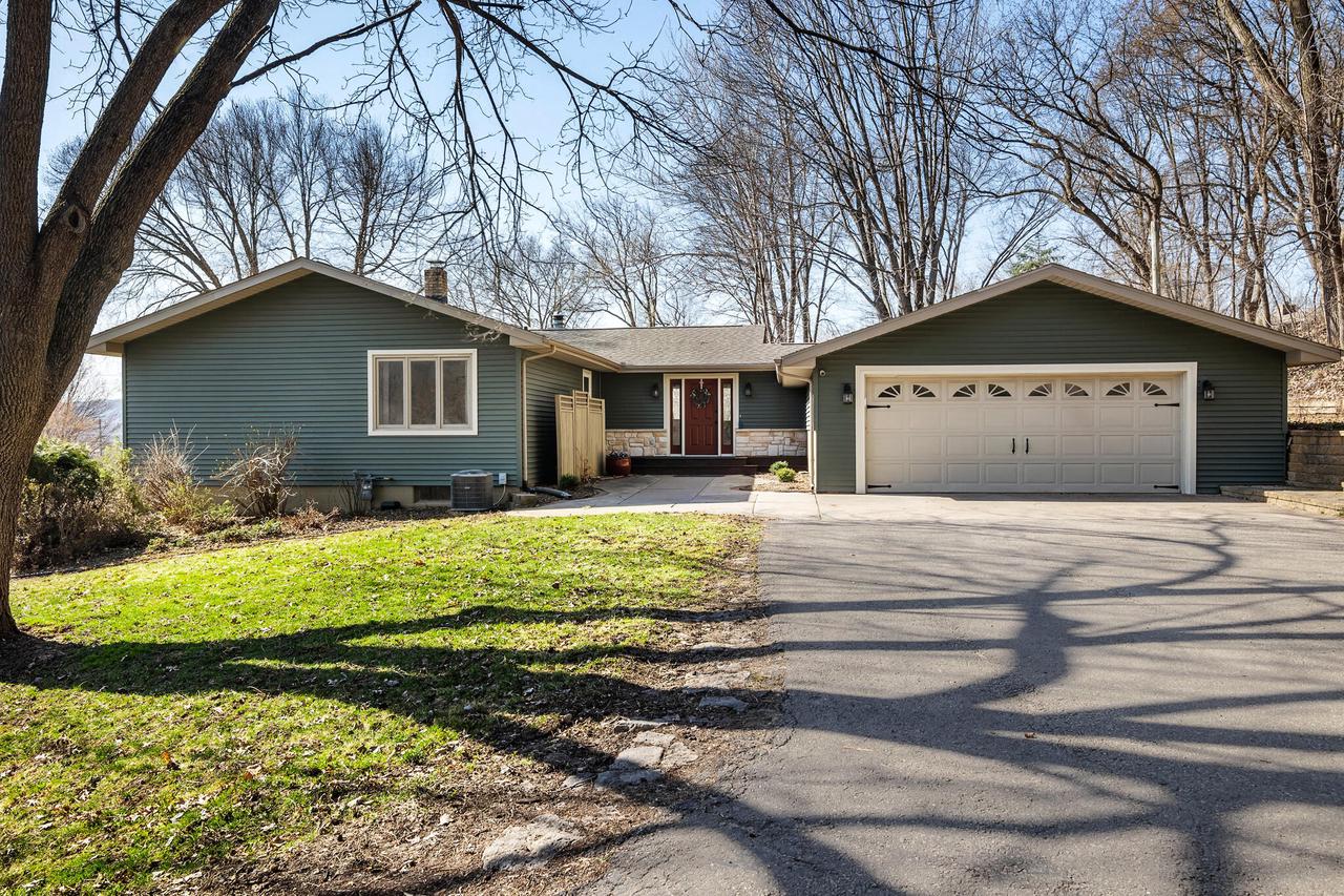 N4427 Meadow Wood Rd