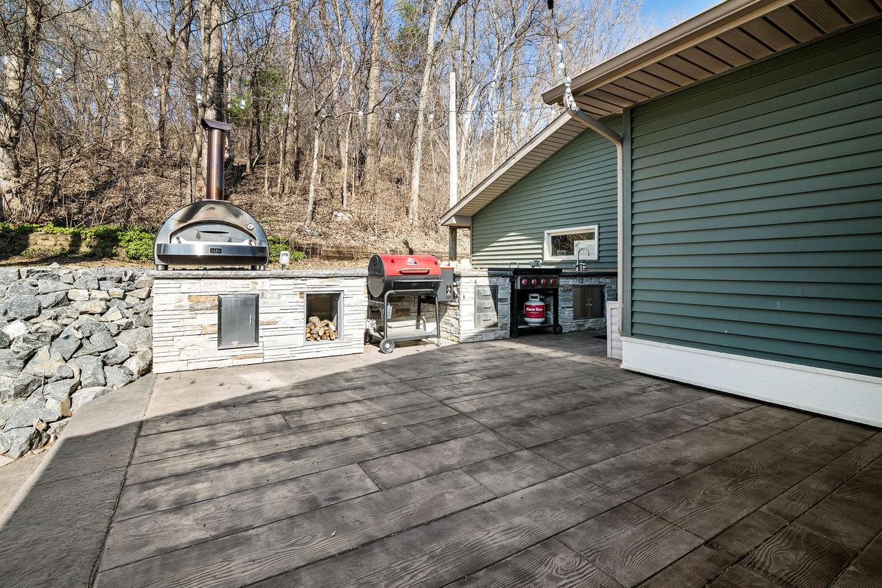 N4427 Meadow Wood Rd