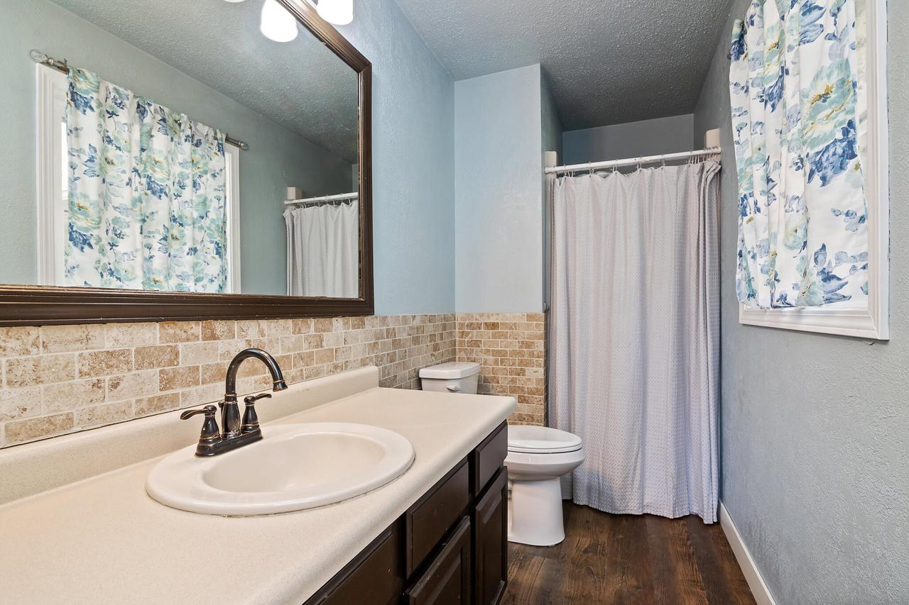 N4427 Meadow Wood Rd