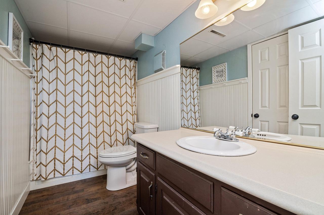 N4427 Meadow Wood Rd