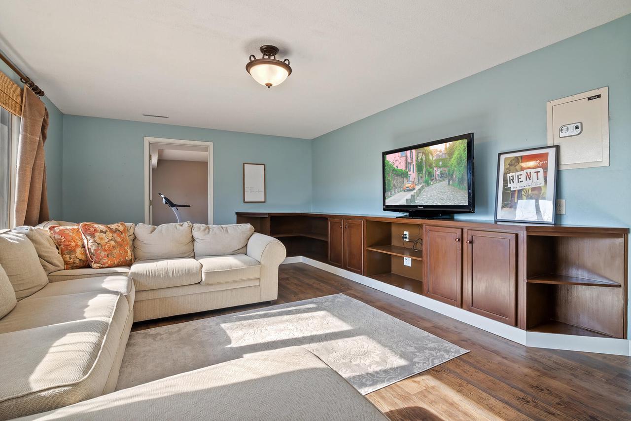 N4427 Meadow Wood Rd