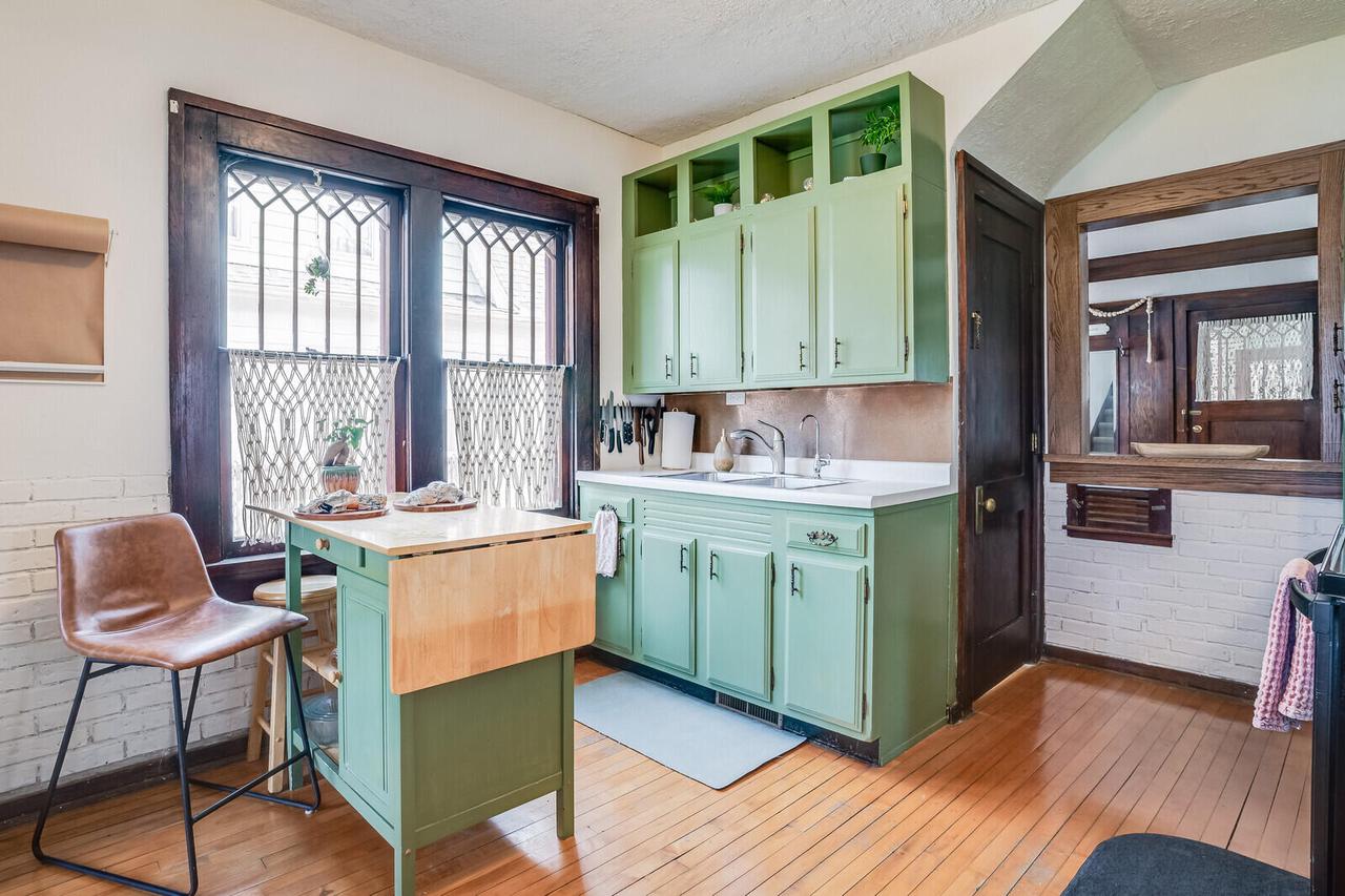 1118 13th STREET SOUTH South