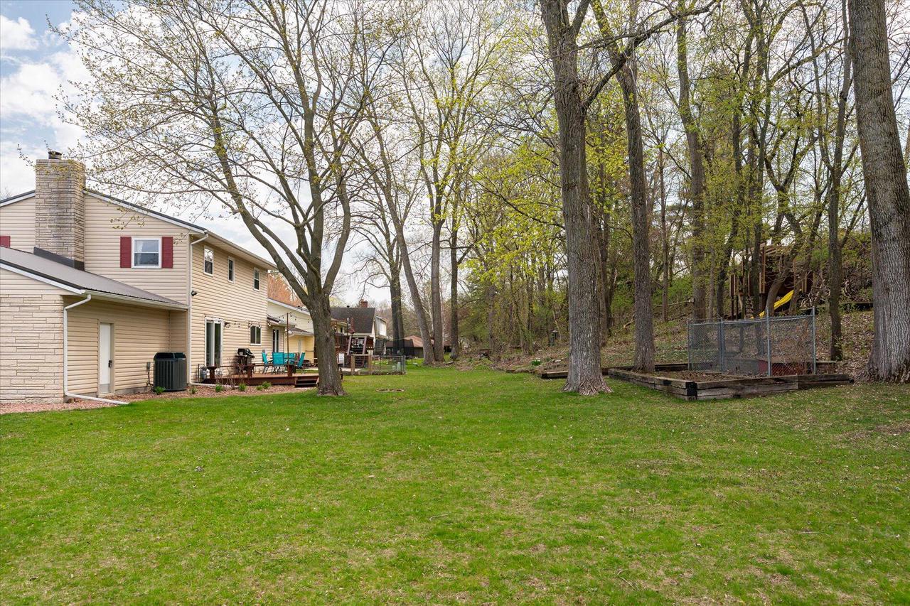 W5891 Coulee Springs LANE