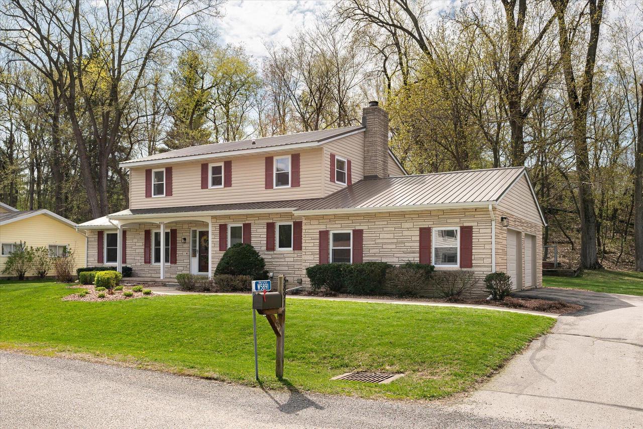 W5891 Coulee Springs LANE