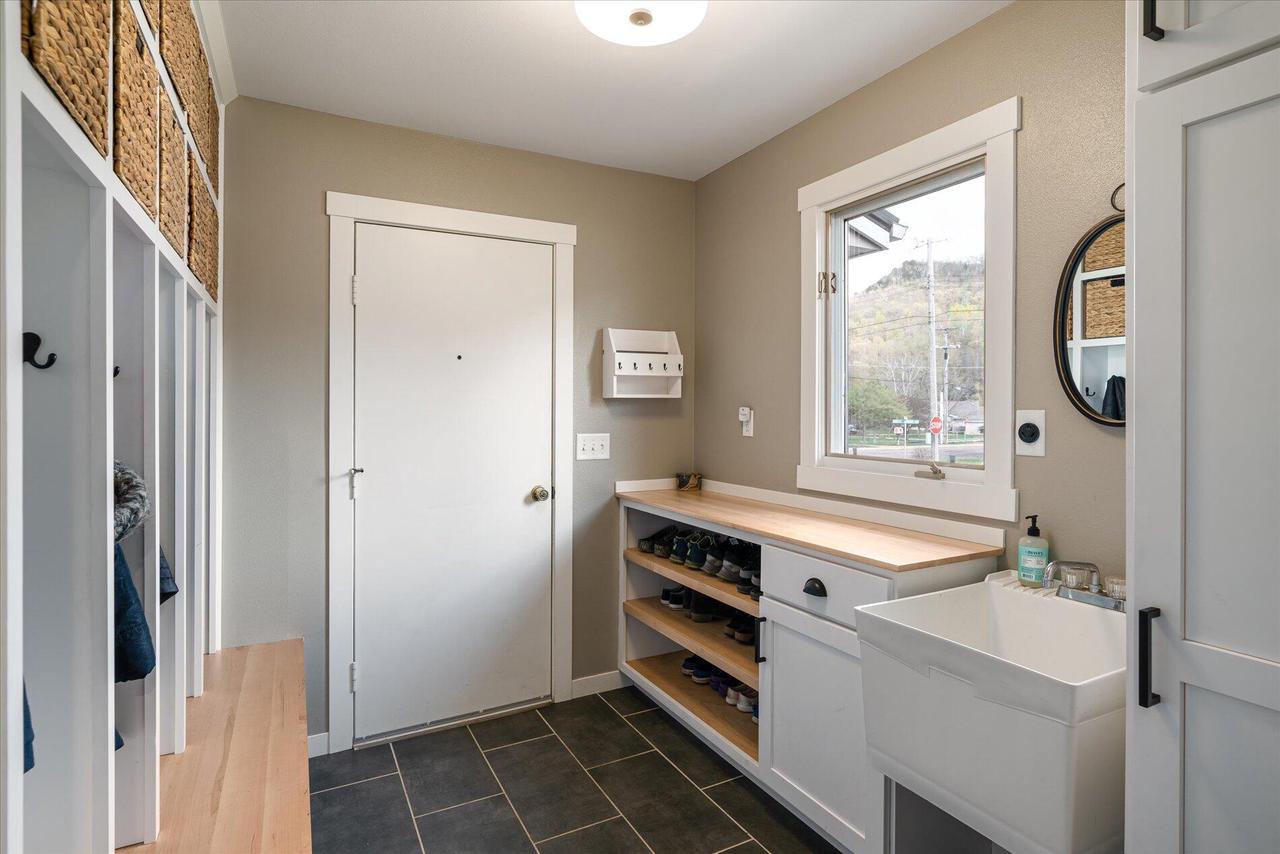 W5891 Coulee Springs LANE