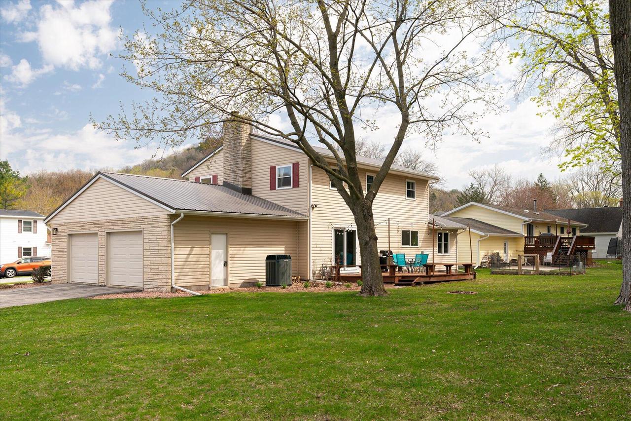 W5891 Coulee Springs LANE