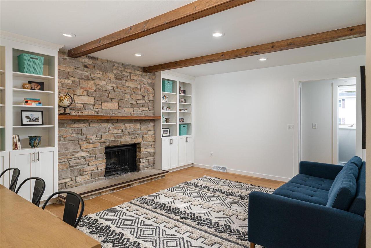 W5891 Coulee Springs LANE