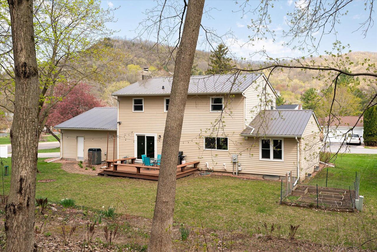 W5891 Coulee Springs LANE