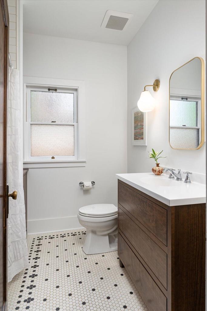 130 19th STREET SOUTH South