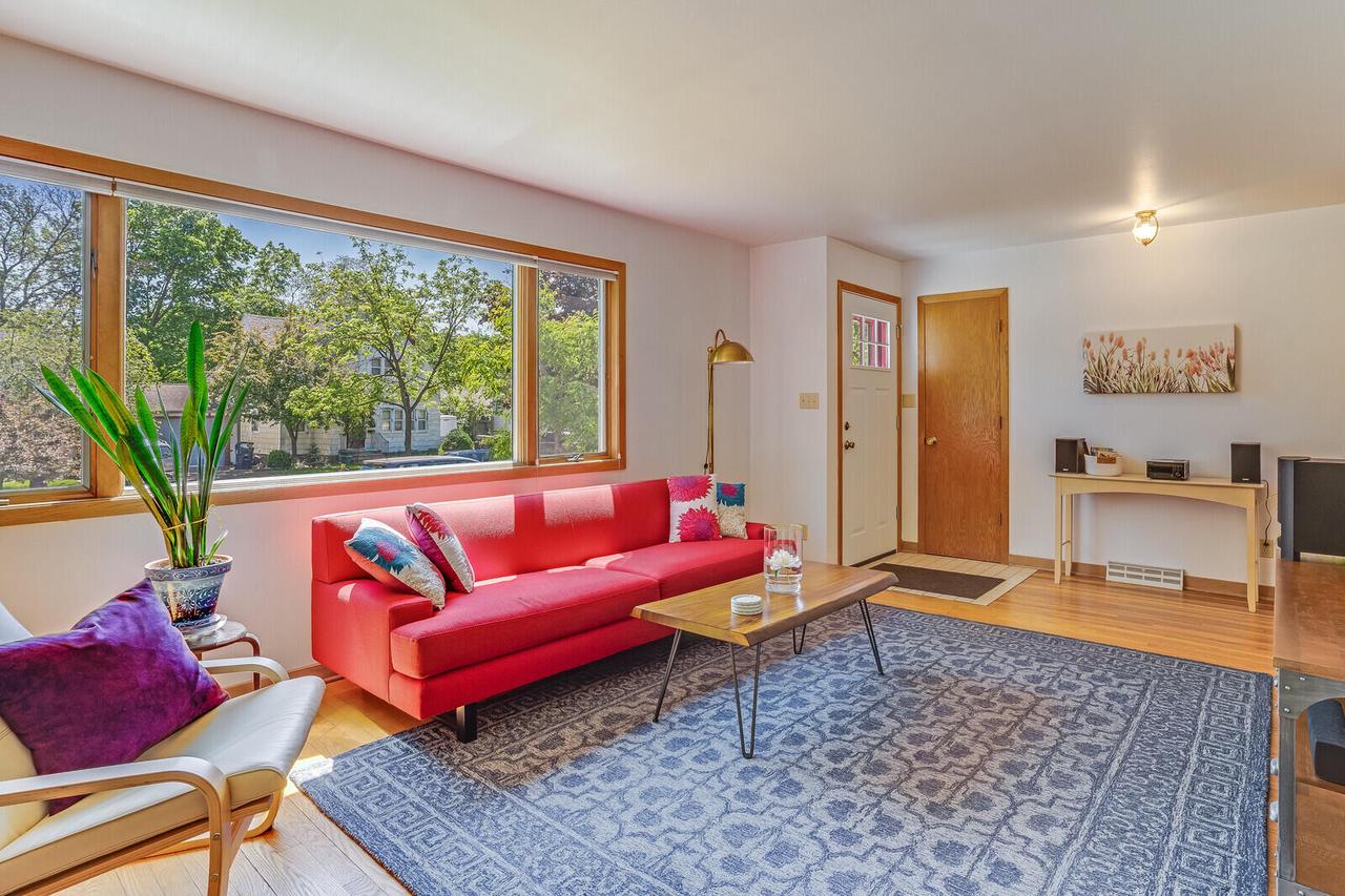 304 19th STREET SOUTH South