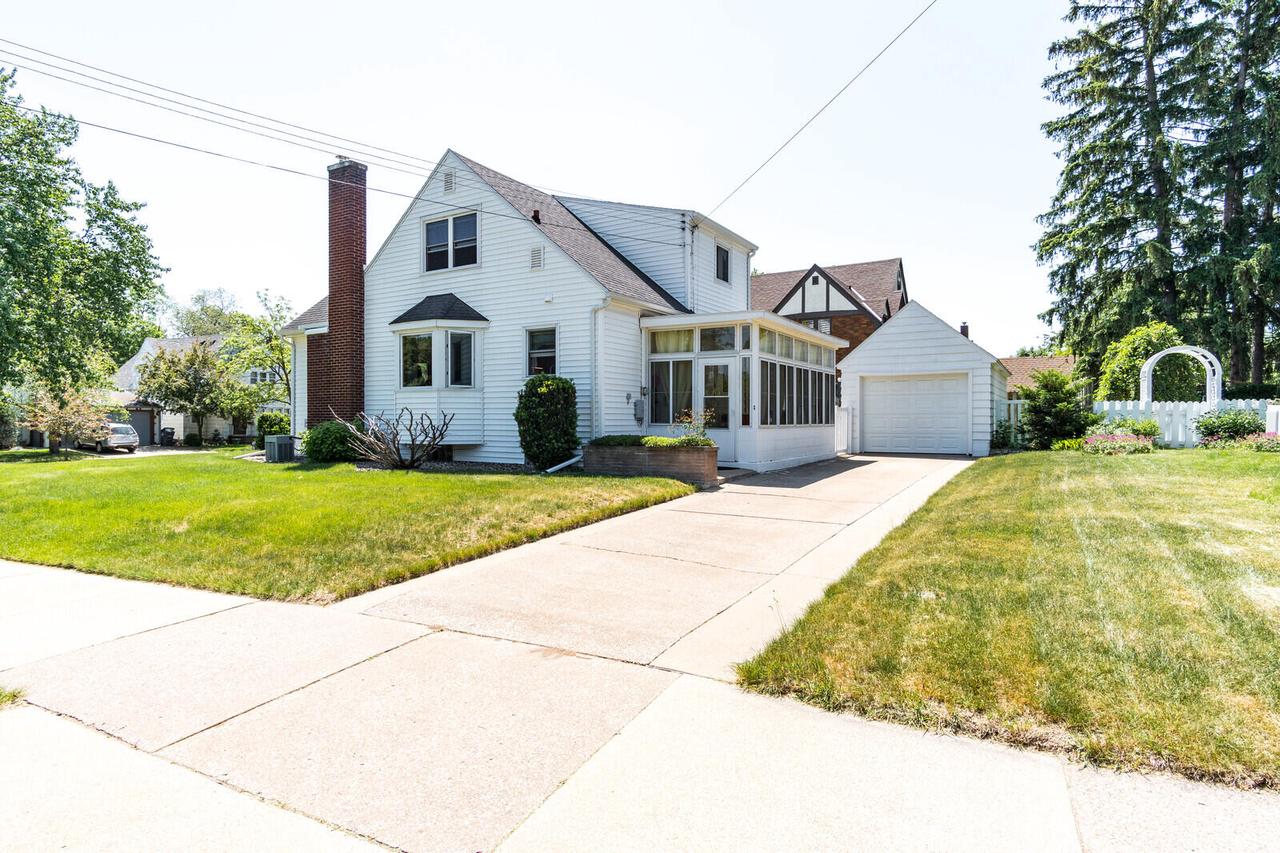 304 19th STREET SOUTH South