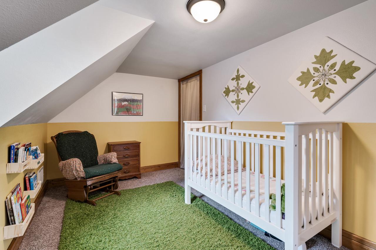 1741 Bainbridge STREET