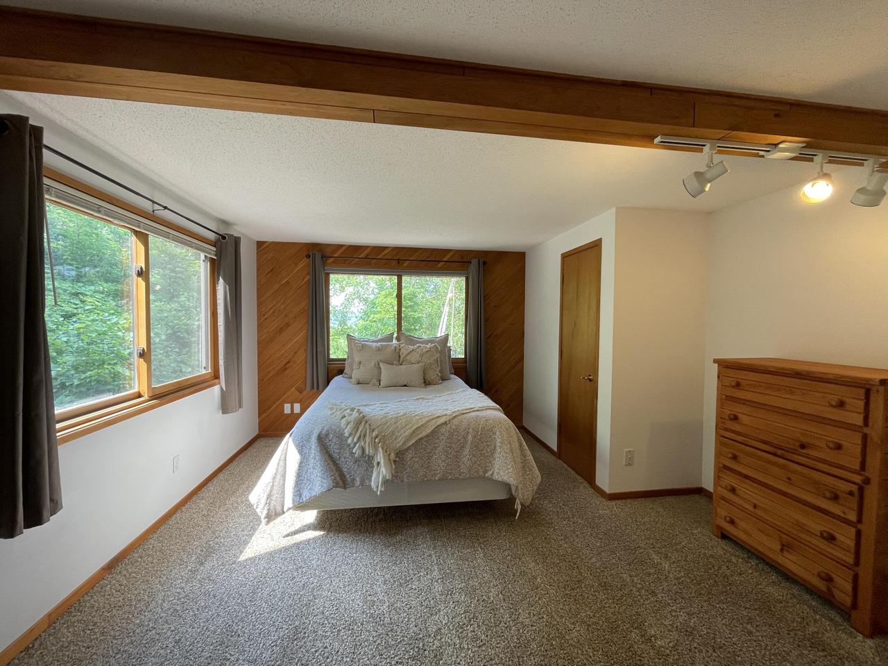 5953 Country Club ROAD