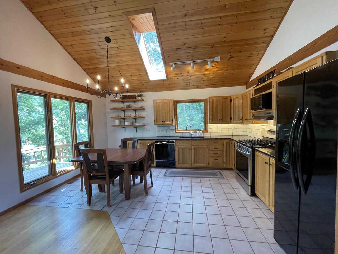 5953 Country Club ROAD