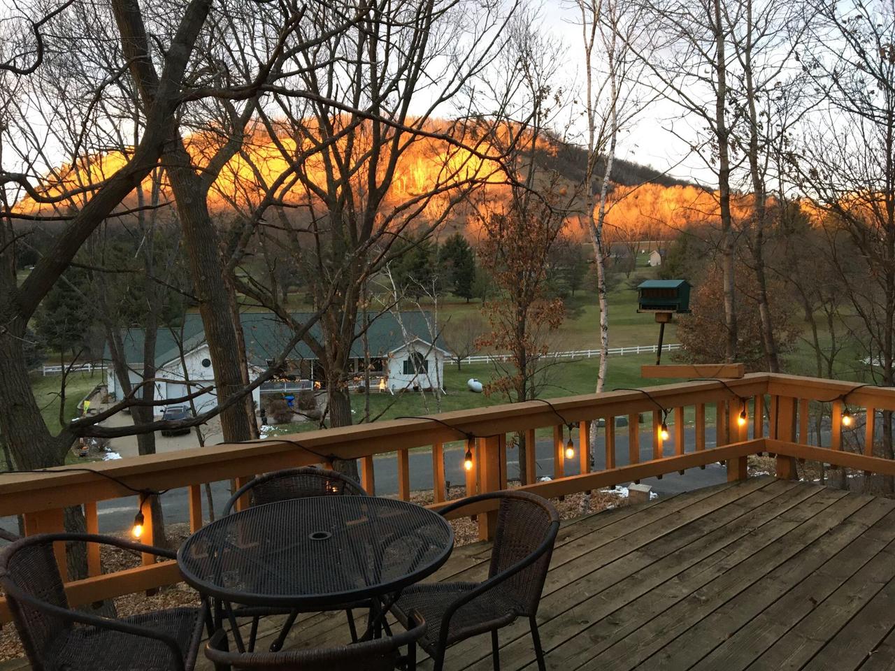 5953 Country Club ROAD