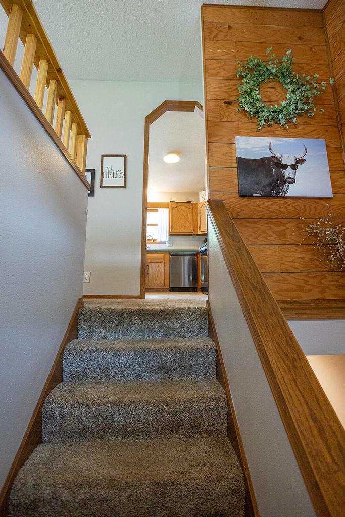 N1100 Bloomer Mill ROAD