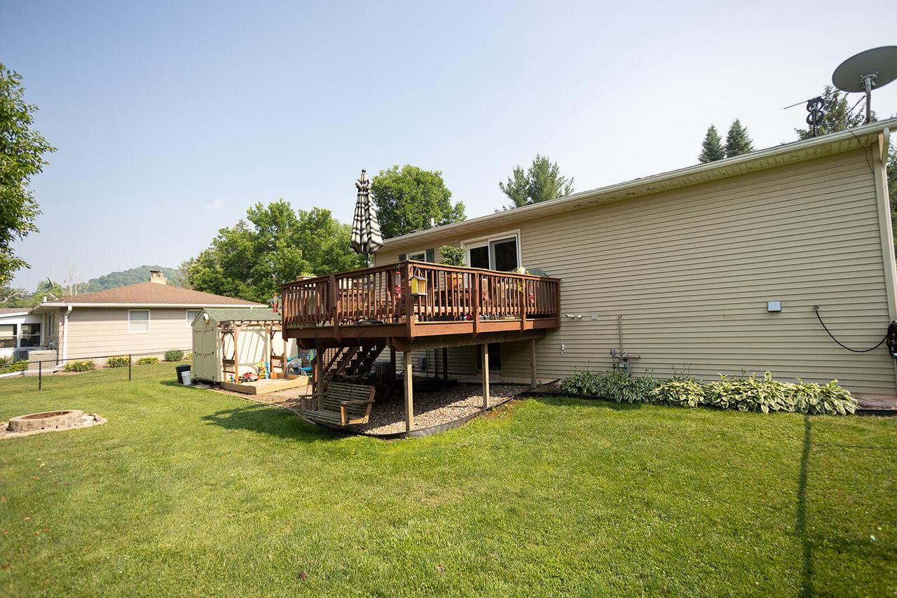 N1100 Bloomer Mill ROAD