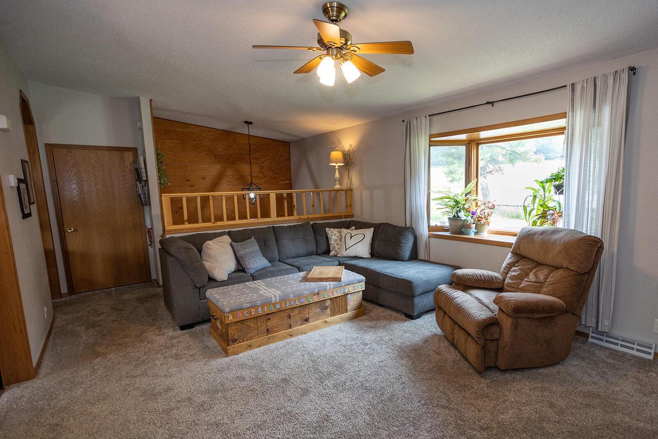 N1100 Bloomer Mill ROAD