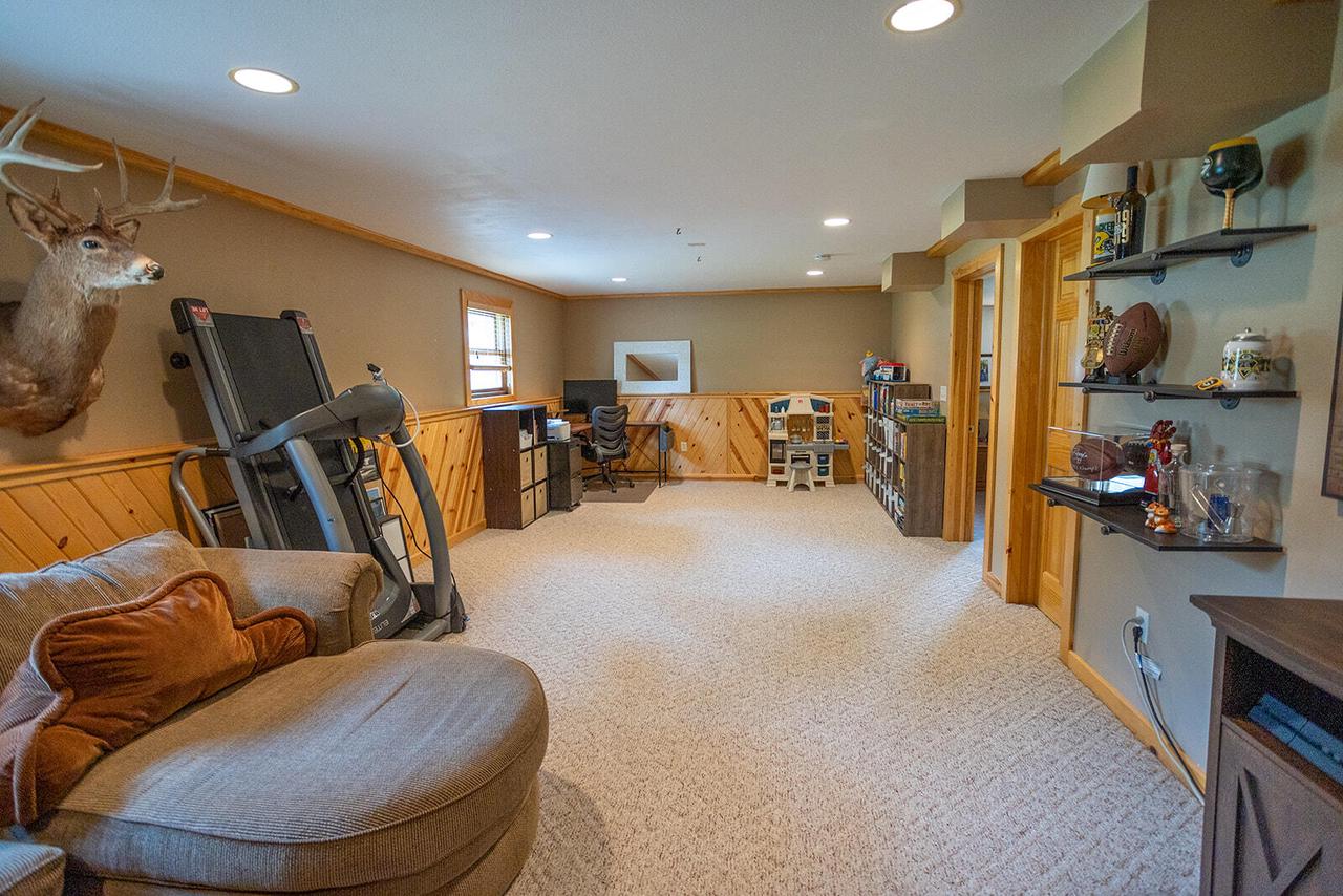 N1100 Bloomer Mill ROAD