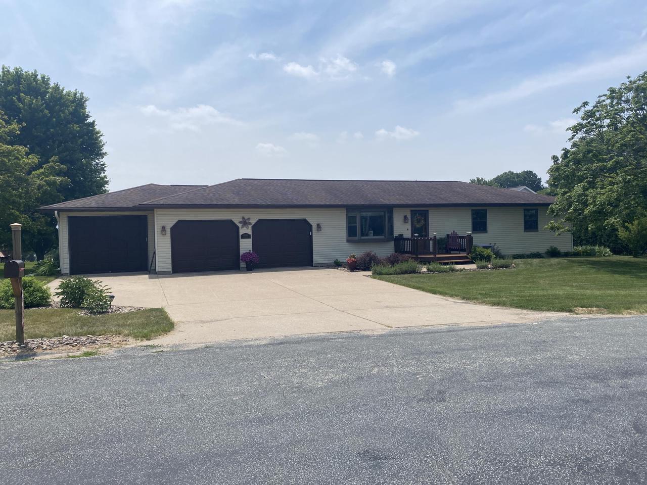 W3083 Old Highway 16