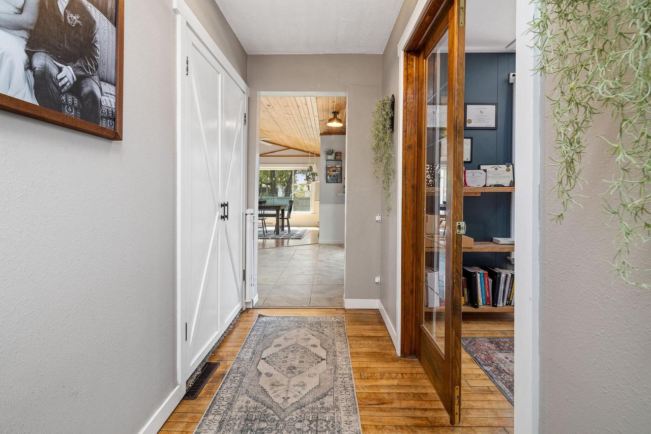 2805 Onalaska AVENUE