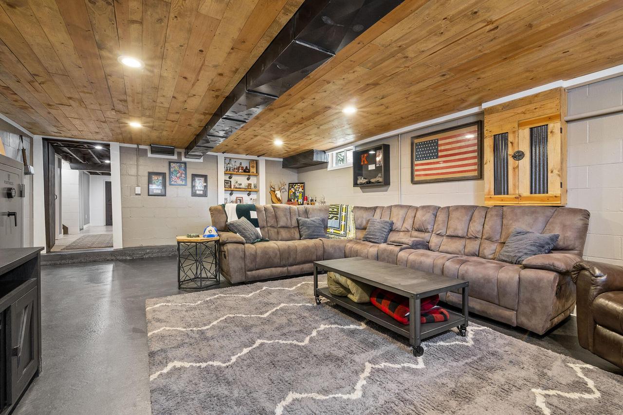 2805 Onalaska AVENUE