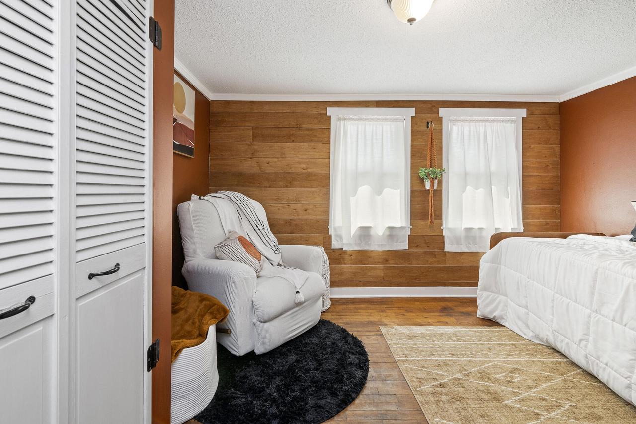 2805 Onalaska AVENUE