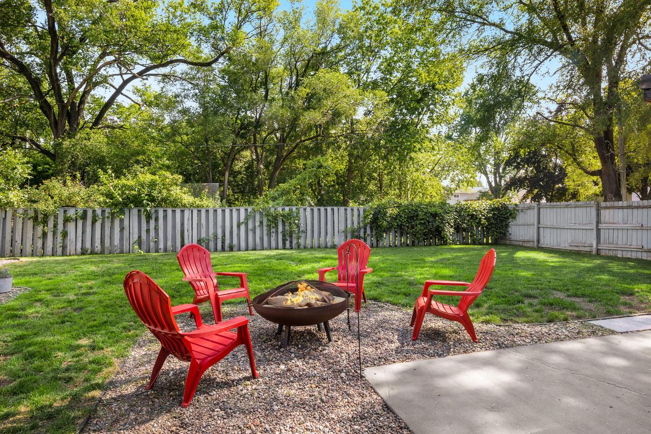 2805 Onalaska AVENUE