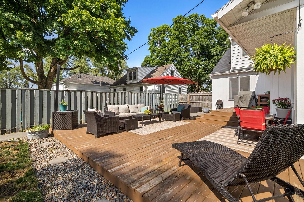 2805 Onalaska AVENUE