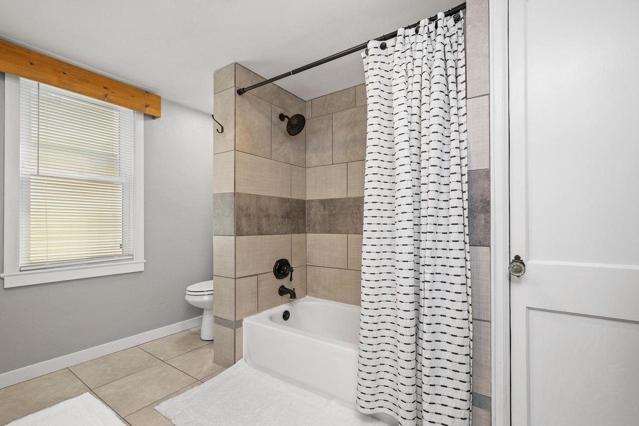 2805 Onalaska AVENUE