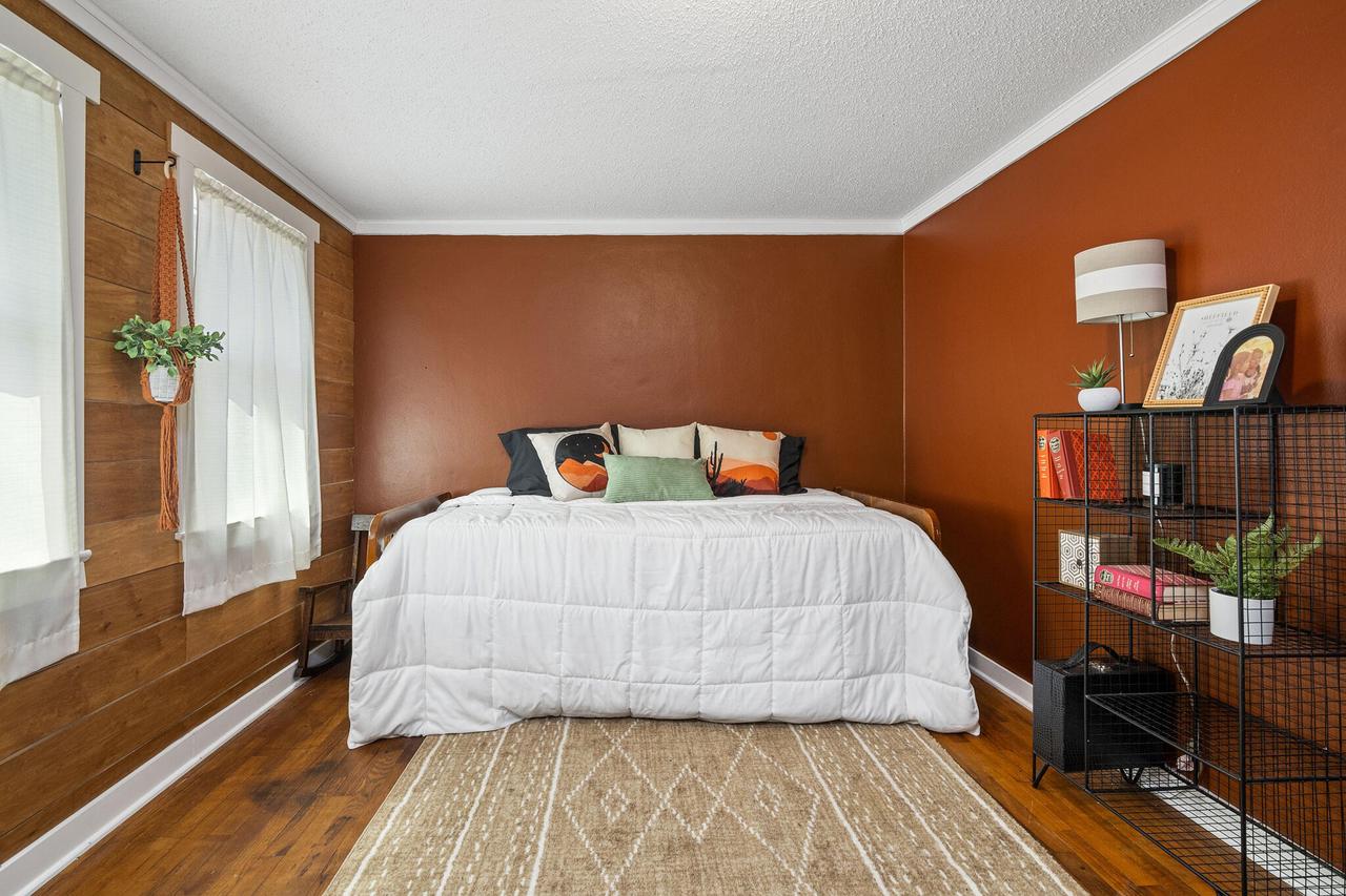 2805 Onalaska AVENUE